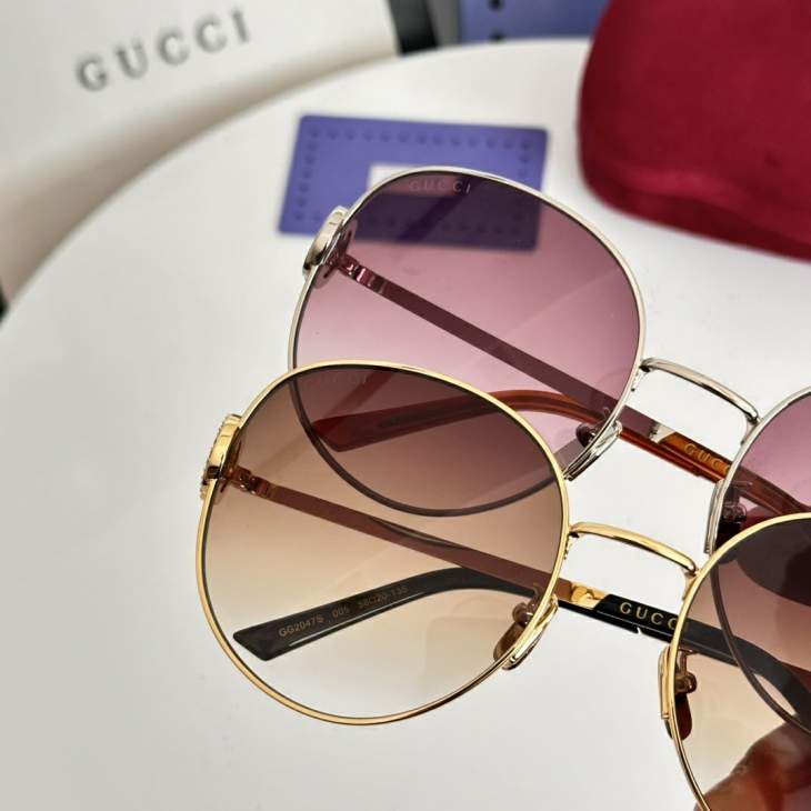 Picture of Gucci Sunglasses _SKUfw79399393fw